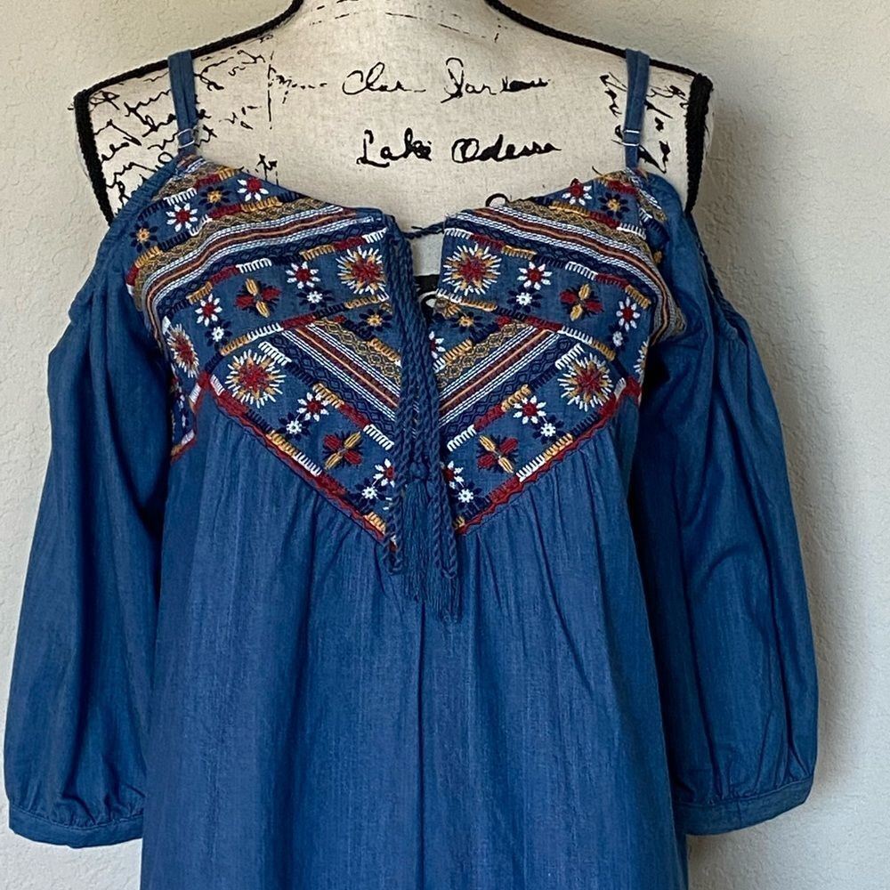 Blu Pepper Denim Cold Shoulder Dress - Picture 4 of 12